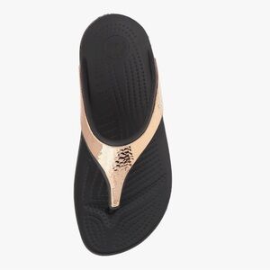 Crocs Sloane Hammered Metal Rose Gold Slide Sandals Flip Flops Size 8